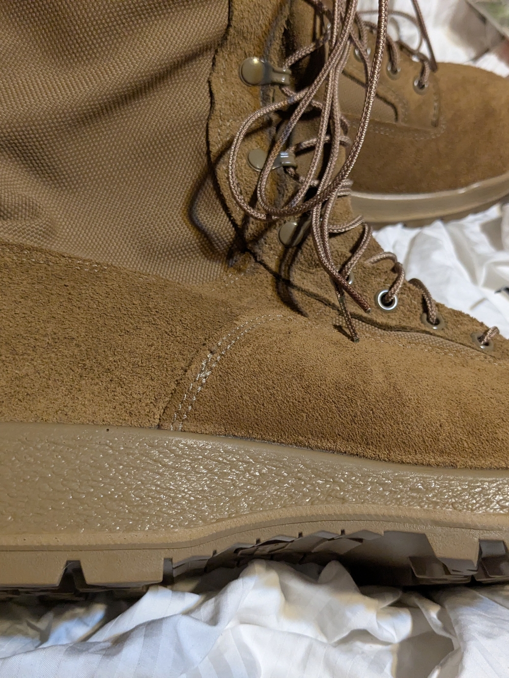 Bates
Bates Boots Temperate Weather Tan brown Combat Size 12.5